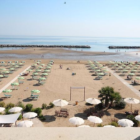 Hotel Belvedere Spiaggia Rimini Exteriér fotografie